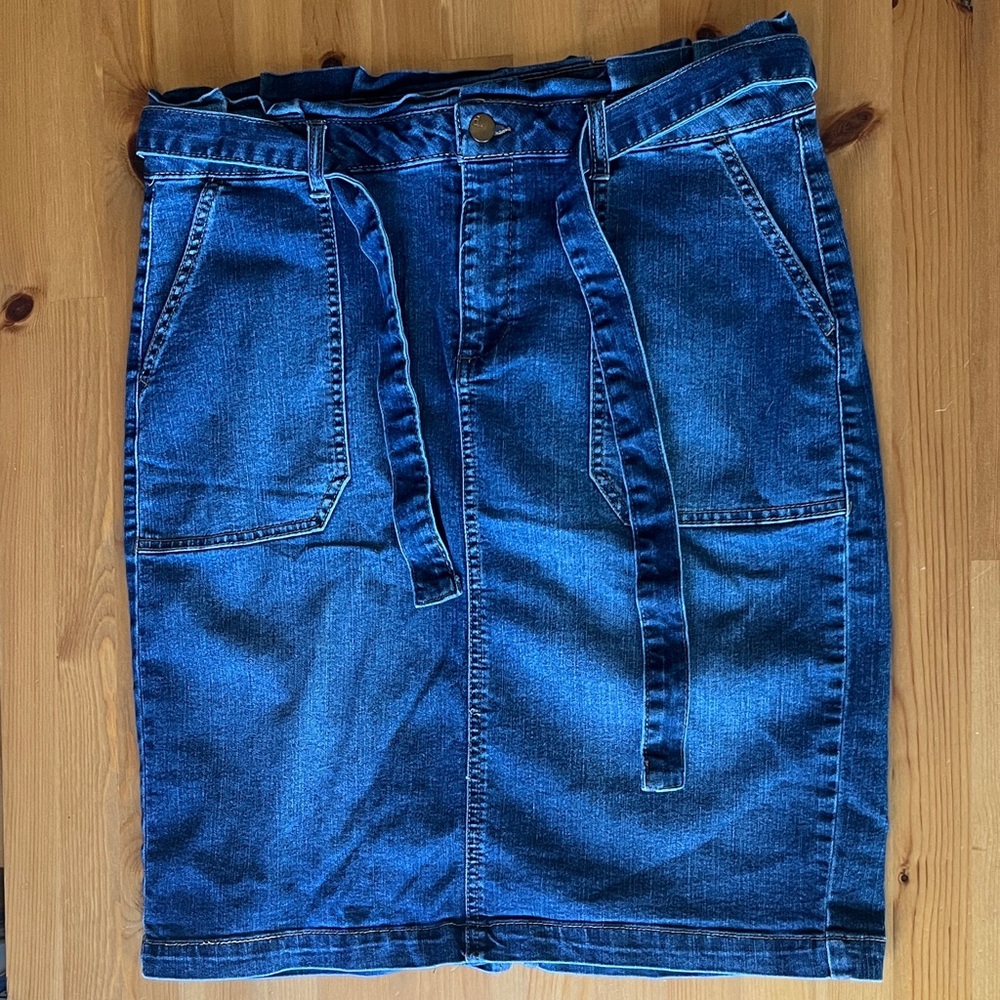 Dark Blue Denim Pencil Skirt with Tie Belt